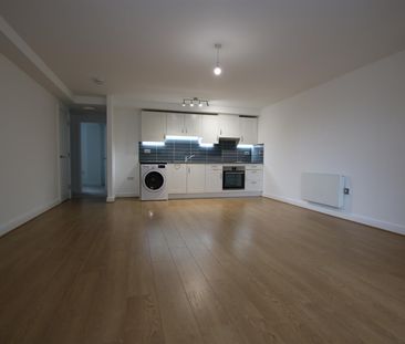 2 bed Flat for let - Photo 2