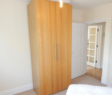 Newton Square, Bromsgrove - Photo 1