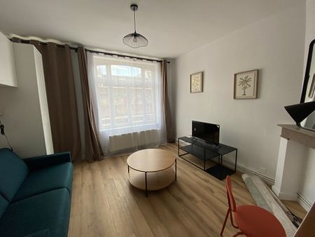 À LOUER – Studio MEUBLÉ de 28 m² , Boulevard de Belfort, Lille-Moulins réf 862-02 - Photo 3
