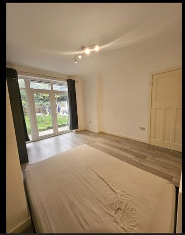 Room in a Shared House, Croydon, CR0 - Photo 3