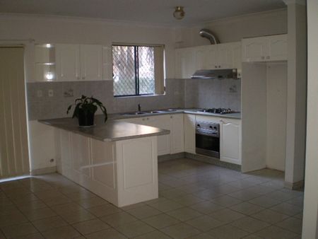 1/7-9 Harrow Road, 2144, Auburn Nsw - Photo 3