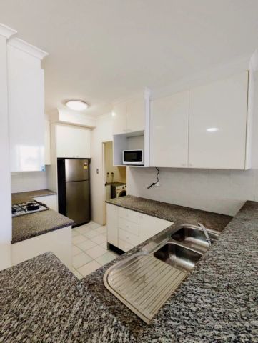 2 bed 1 bath-12 - Photo 3