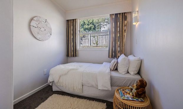 4 Bedroom Family Home in Mornington! - Photo 1