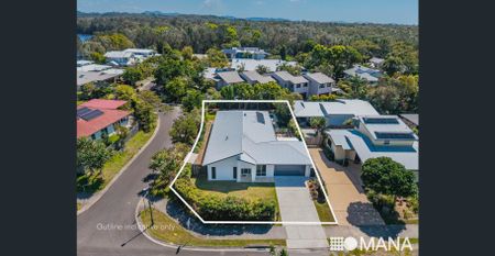 Spacious Family Home on Corner Block With a Pool! - Photo 3
