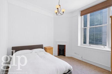 2 Bedroom Apartment, St. Martin’s Lane, WC2N - Photo 2