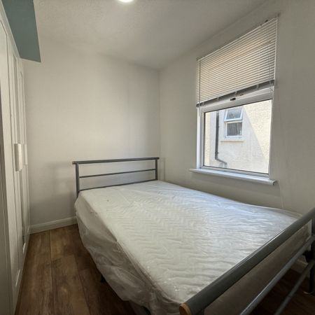 Marlborough Road, Penylan - Photo 3