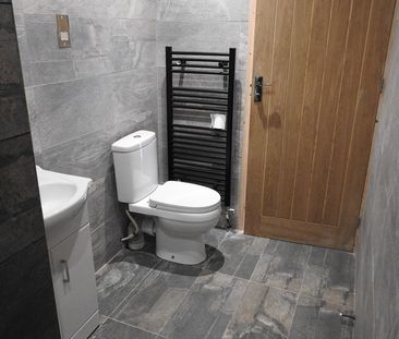 2 Bed Flat, Hallowell Avenue, CR0 - Photo 6