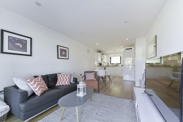 1 bedroom apartment to rent - Photo 1