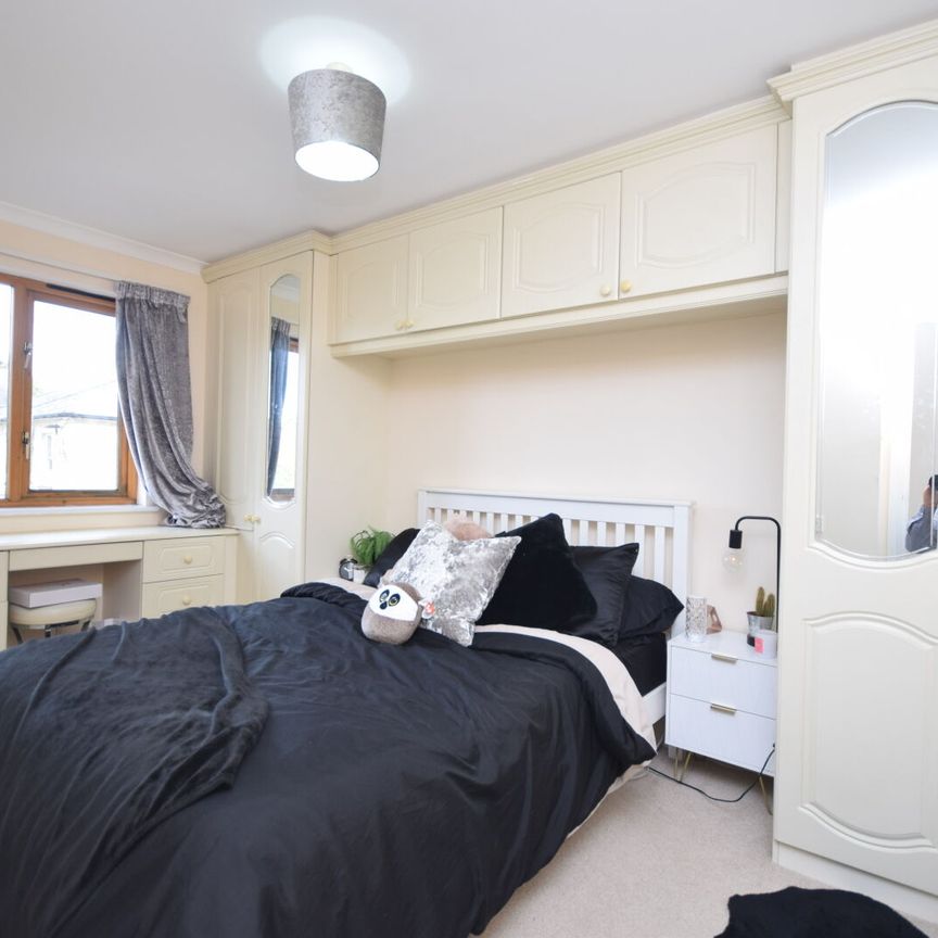 2 bedroom flat to rent, - Photo 1