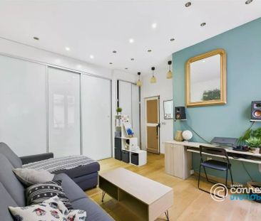 Location AppartementParis 9ème Rochechouart - Photo 4