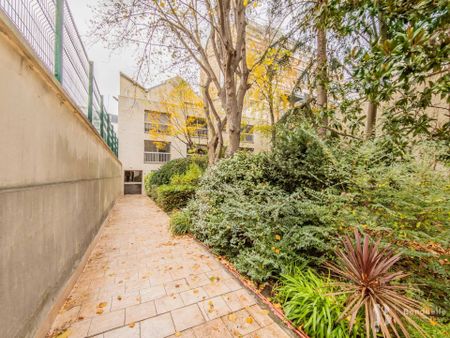 Rental Apartment Paris 15th Necker - Photo 2