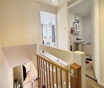 3 bedroom end of terrace house to rent - Photo 3