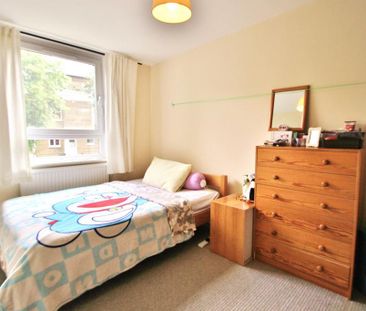 2 bedroom maisonette to rent - Photo 4