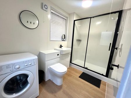 Court Road, Cardiff, Grangetown - Photo 5