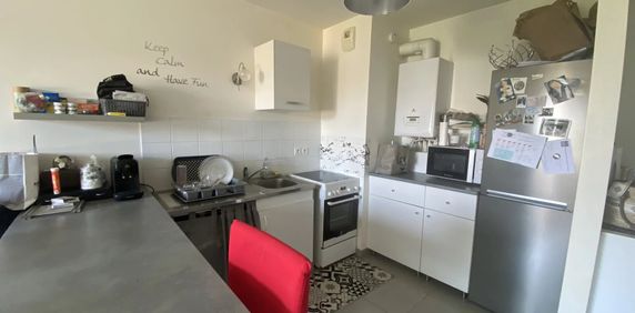 Location Appartement 2 pièces 39m² BOURG LES VALENCE 26500 - Photo 2