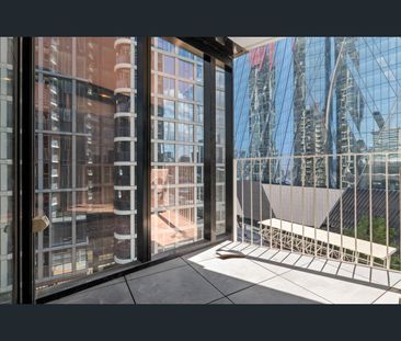 710/677 La Trobe Street, Docklands, Vic 3008 - Photo 3