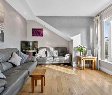 8 Baronscourt Manor, Carryduff, Belfast, BT8 8FF - Photo 2