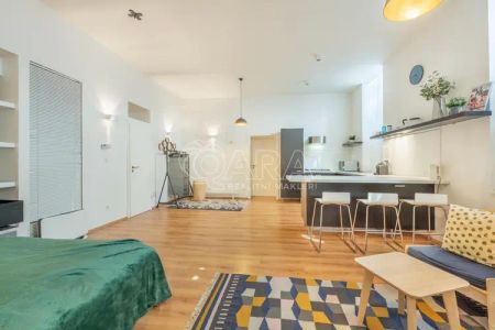 Pronájem nadstandardně prostorného bytu 1+kk (53 m and sup2;) v srdci Vinohrad! - Фото 3