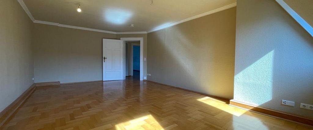 **3-R-Dachgeschoßwohnung mit Massivparkett in Gründerzeithaus - TOP-Innenstadtlage ** - Photo 1