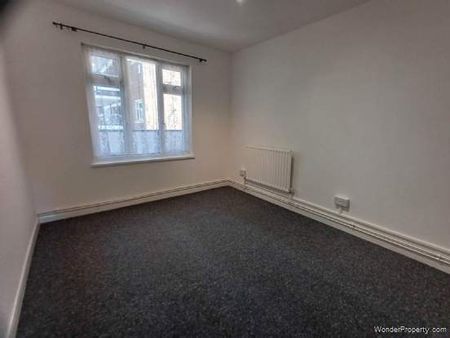 2 bedroom property to rent in London - Photo 2