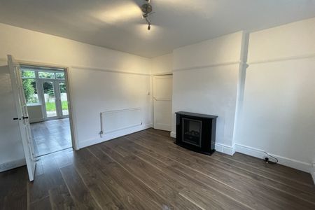 Abbey Road, Beeston, NG9 2QF - Photo 4