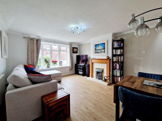 2 bedroom semi-detached house to rent - Photo 1