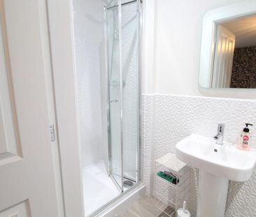 3 bedroom end of terrace house to rent - Photo 5