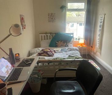 7 bedroom private hall to rent - Photo 5