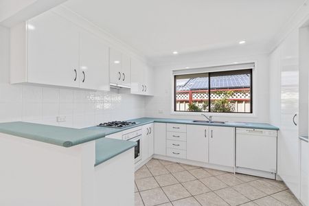 Warm & Welcoming Family Home in a Prime Ruse Location - Photo 3