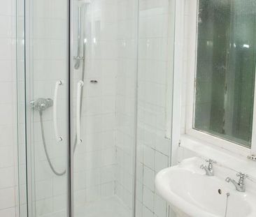 4 bedroom house to rent - Photo 1