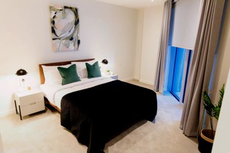 3 Bed Apartment - Photo 3