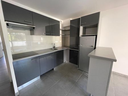 Location Appartement 3 pièces 63m² TOULOUSE 31200 - Photo 2