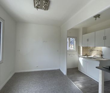 Location Appartement 2 pièces 30m² LE BOURGET DU LAC 73370 - Photo 3