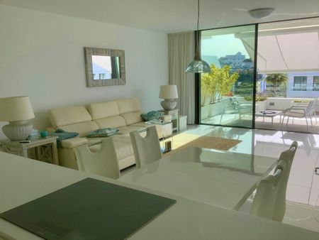 Middle Floor Apartment · Estepona - Photo 2