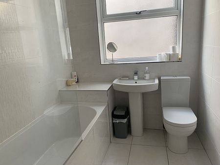 Moscow Drive, L13 ***ROOM LET*** - Photo 4