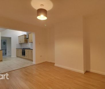 4 bedroom terraced house to rent - Photo 2