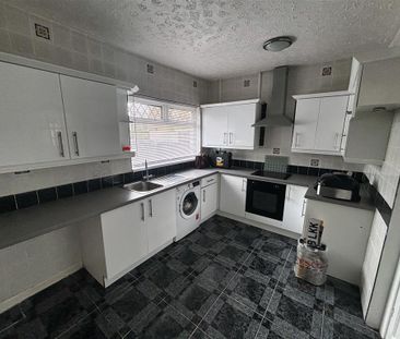 Penybryn Avenue, Cefn Fforest, BLACKWOOD - Photo 5