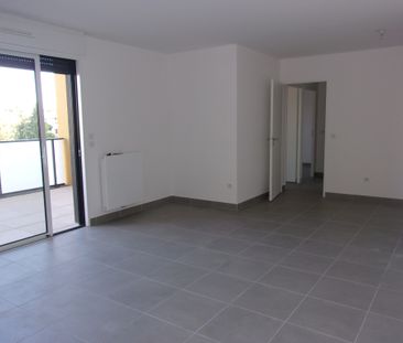 Location Appartement 3 pièces 59m² ST JEAN DE VEDAS 34430 - Photo 1