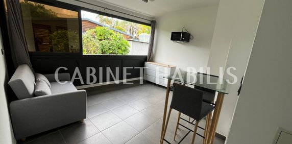 A LOUER - STUDIO DE 20.11 M² ENVIRON - TAMPON - LOYER 600 € + CHARGES 40 € - Photo 2