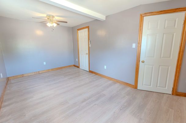 For Lease - 8 GARNER Avenue, Welland, Ontario - Photo 1