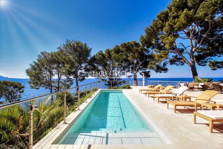 Villa à louer à Bandol les pieds dans l'eau, vue mer exceptionnelle - Photo 2