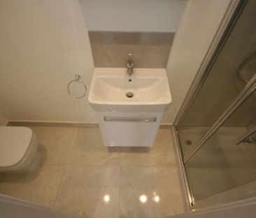 Studio to rent - Photo 6