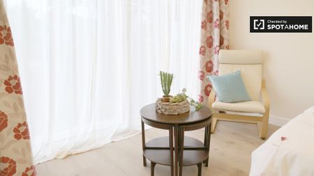 Sunny studio apartment for rent in Rathgar, Dublin - Photo 3