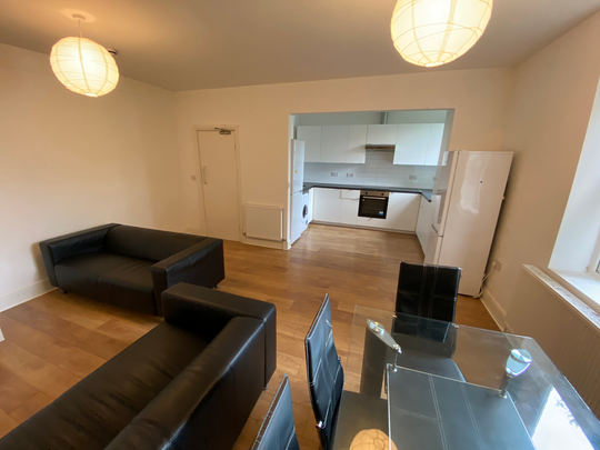 5 bedroom flat to rent - Photo 1