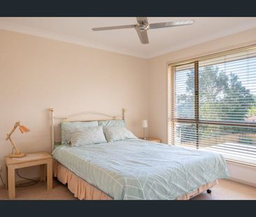 8 Stawell Place, Middle Park, Qld 4074 - Photo 2