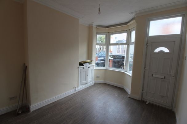 3 Bed House Morley Road Leicester LE5 - Ace Properties - Photo 1