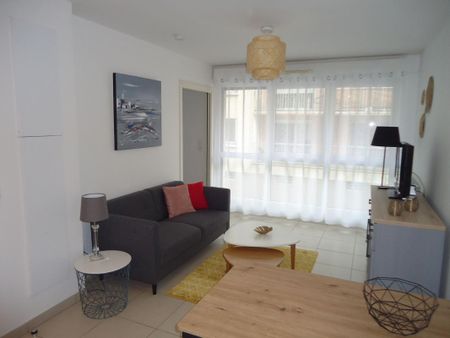 Location Appartement 2 pièces Meublé 30m² LE HAVRE 76600 - Photo 3