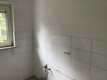 Wer will mich!? Günstige 3-Zimmer-Wohnung - Foto 5