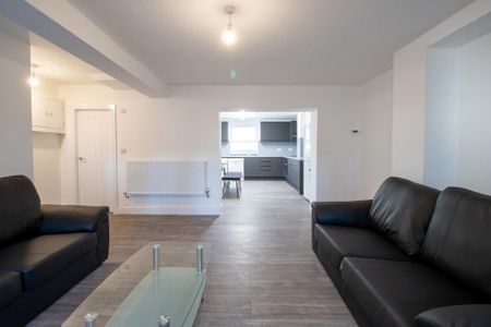 6 bedroom house to rent - Photo 4