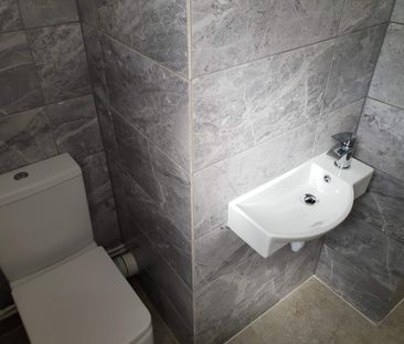 2 Bed Flat, Tremona Court, SO16 - Photo 5